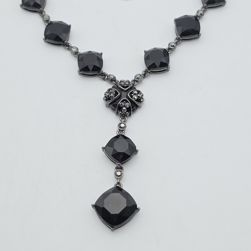 Vtg CROWN TRIFARI Y Necklace Signed Black Faceted Cushion Cut Stones 18" Lovely! - Picture 10 of 13